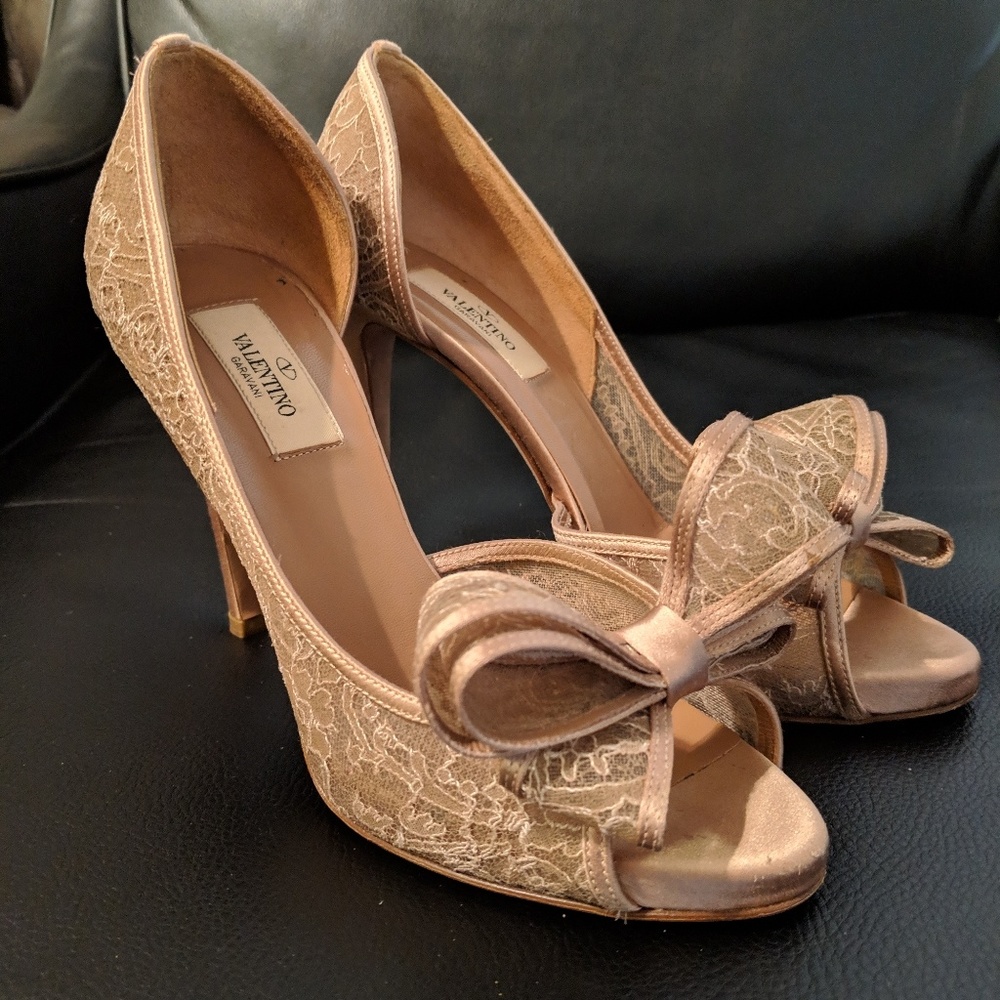 Valentino Lace Couture Bow d'Orsay Pump